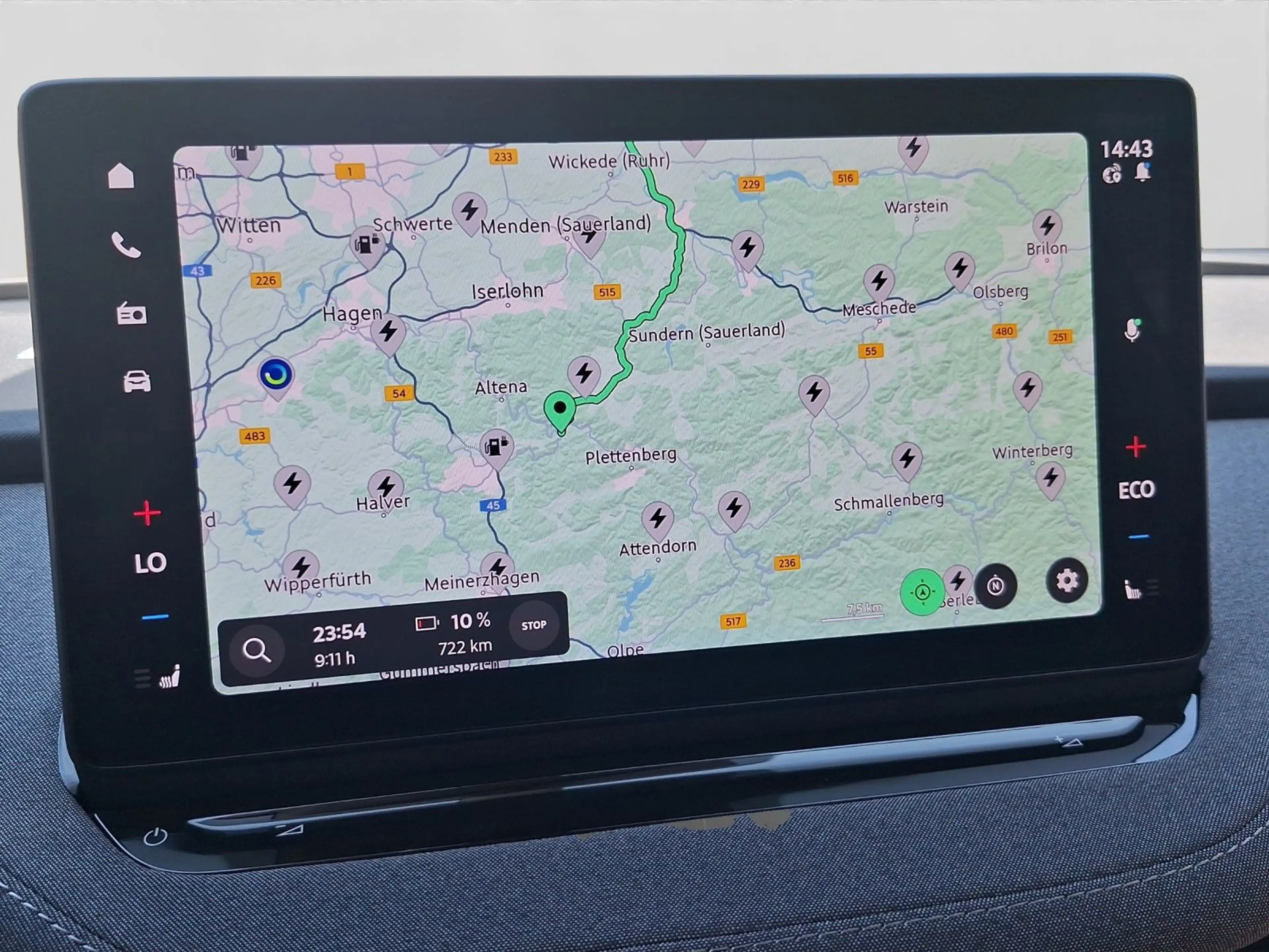 Skoda Enyaq 60 Selection MATRIX KAMERA PDC+ LM19 — photo 12
