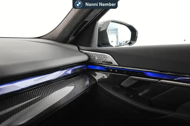 BMW M5 view 29
