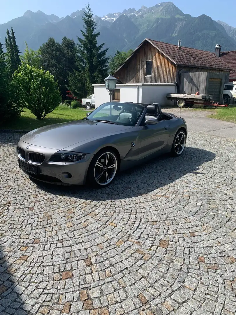 BMW Z4 2,2i - 1