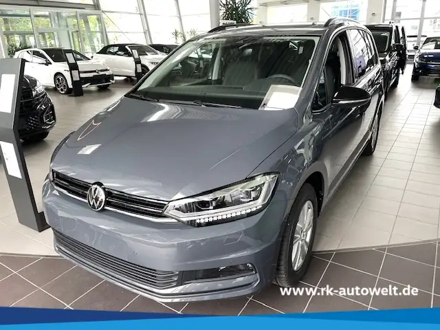 Volkswagen Touran 2.0 TDI Highline StandHZG AHK-el. klappb. El. Pano