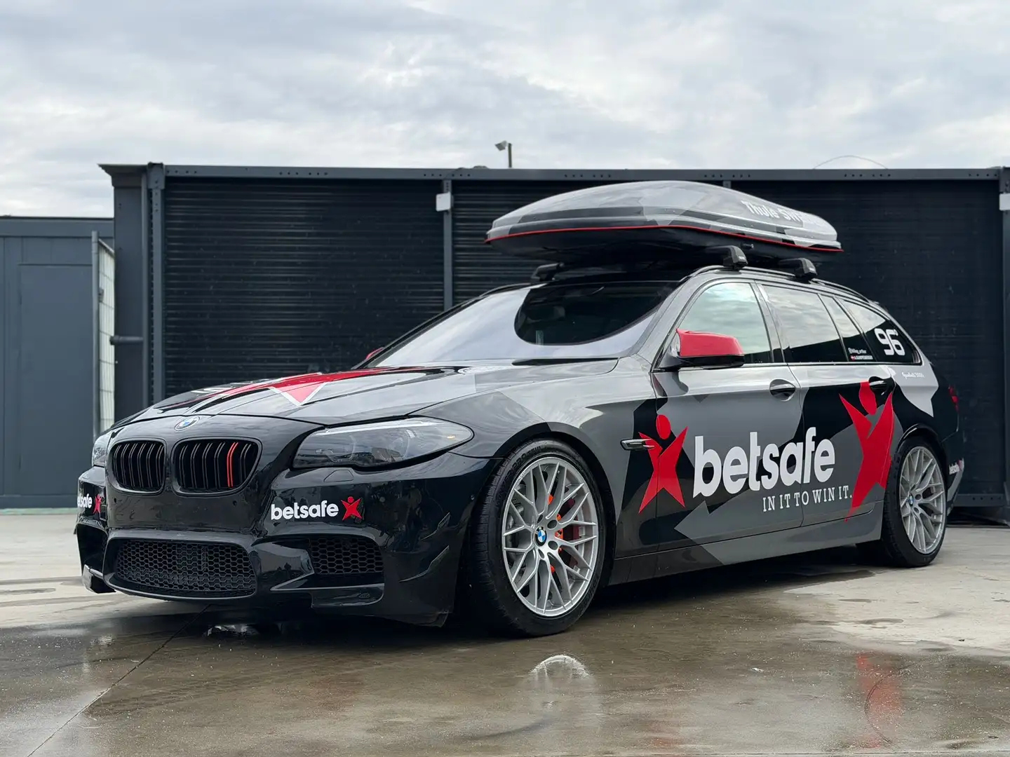 BMW 530 530d xDrive Top Ausstattung , Alles Typisiert. Schwarz - 1