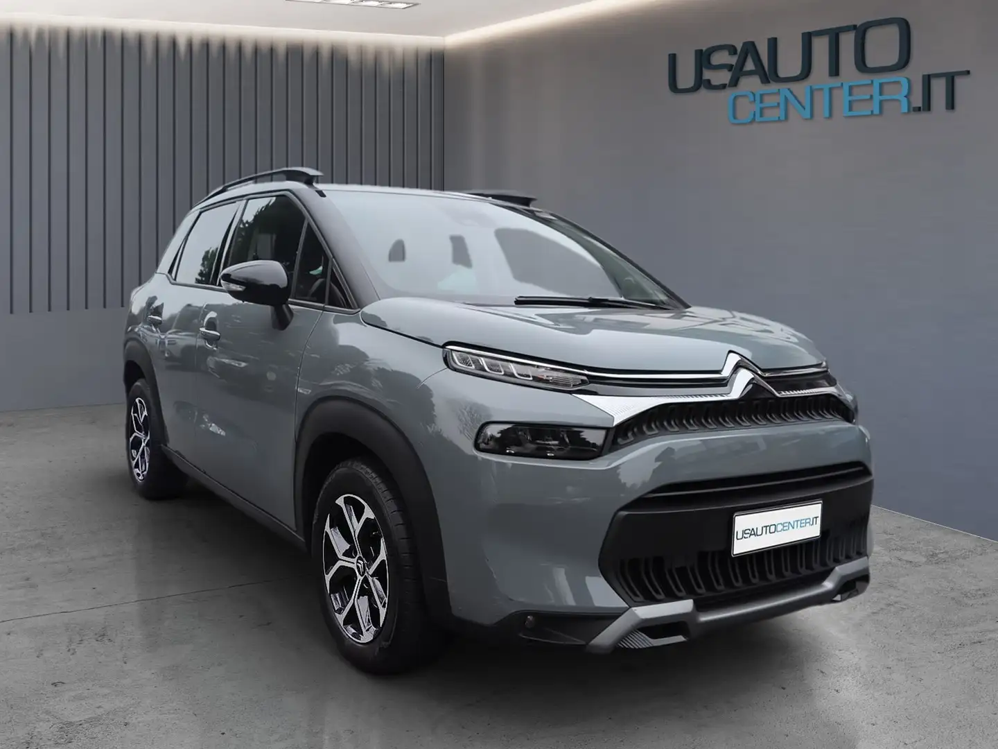 Citroen C3 Aircross C3 Aircross I 2021 1.2 puretech Shine Pack s Gris - 2