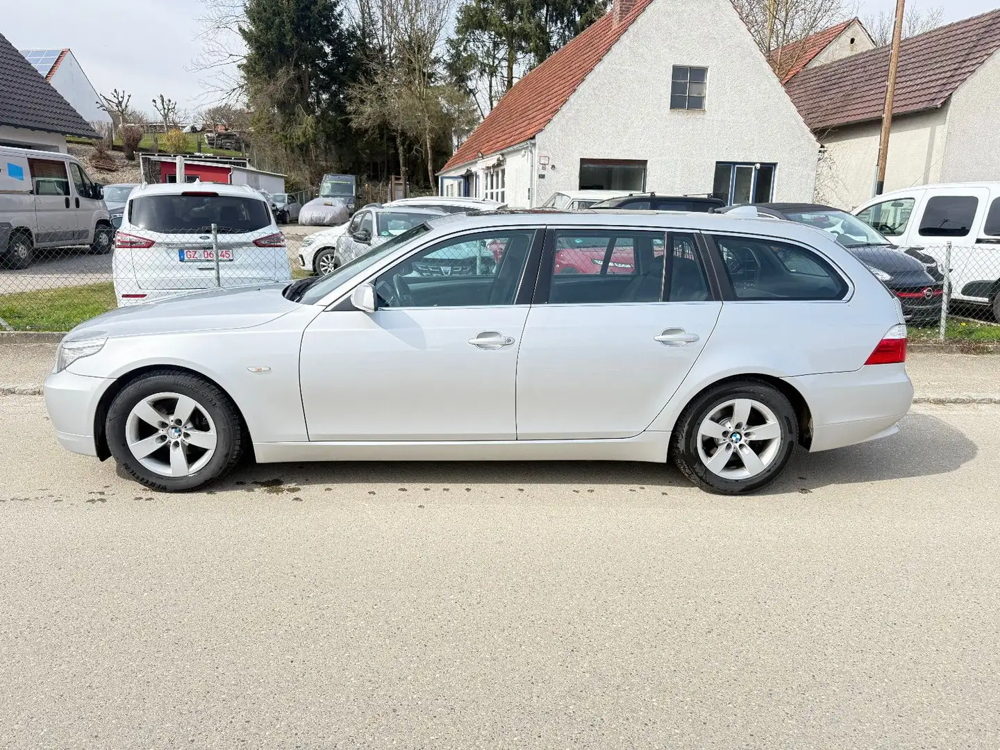 BMW 525 5 Touring , Xenon, Panoramadach Plateado - 1