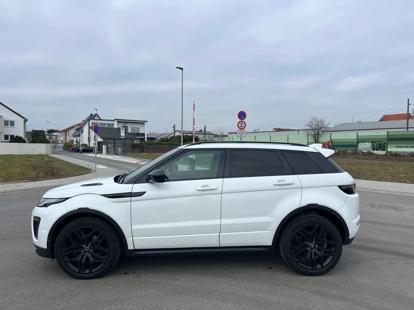 Land Rover Range Rover Evoque HSE Dynamic BLACK DESIGN Blanc - 2