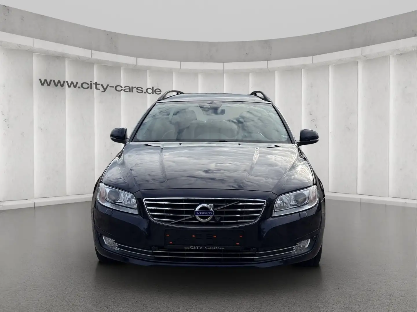 Volvo V70 Kombi Momentum*Autom:*Standheizung*AHK Bleu - 2