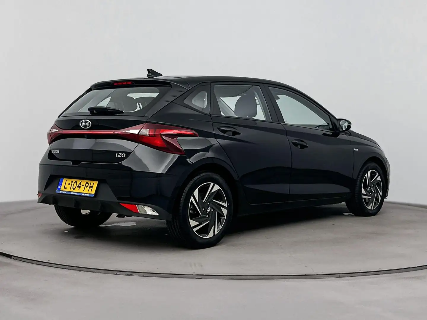 Hyundai i20 1.0 T-GDI COMFORT SMART | NAVI | 16'' LMVELGEN | C Zwart - 2