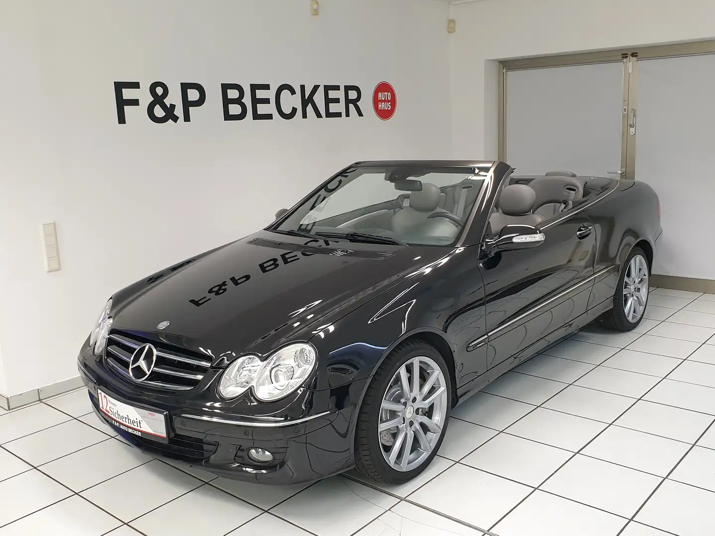 Mercedes-Benz CLK 200 Cabrio Kompressor Automatik 2.Hand Scheckheft Noir - 1