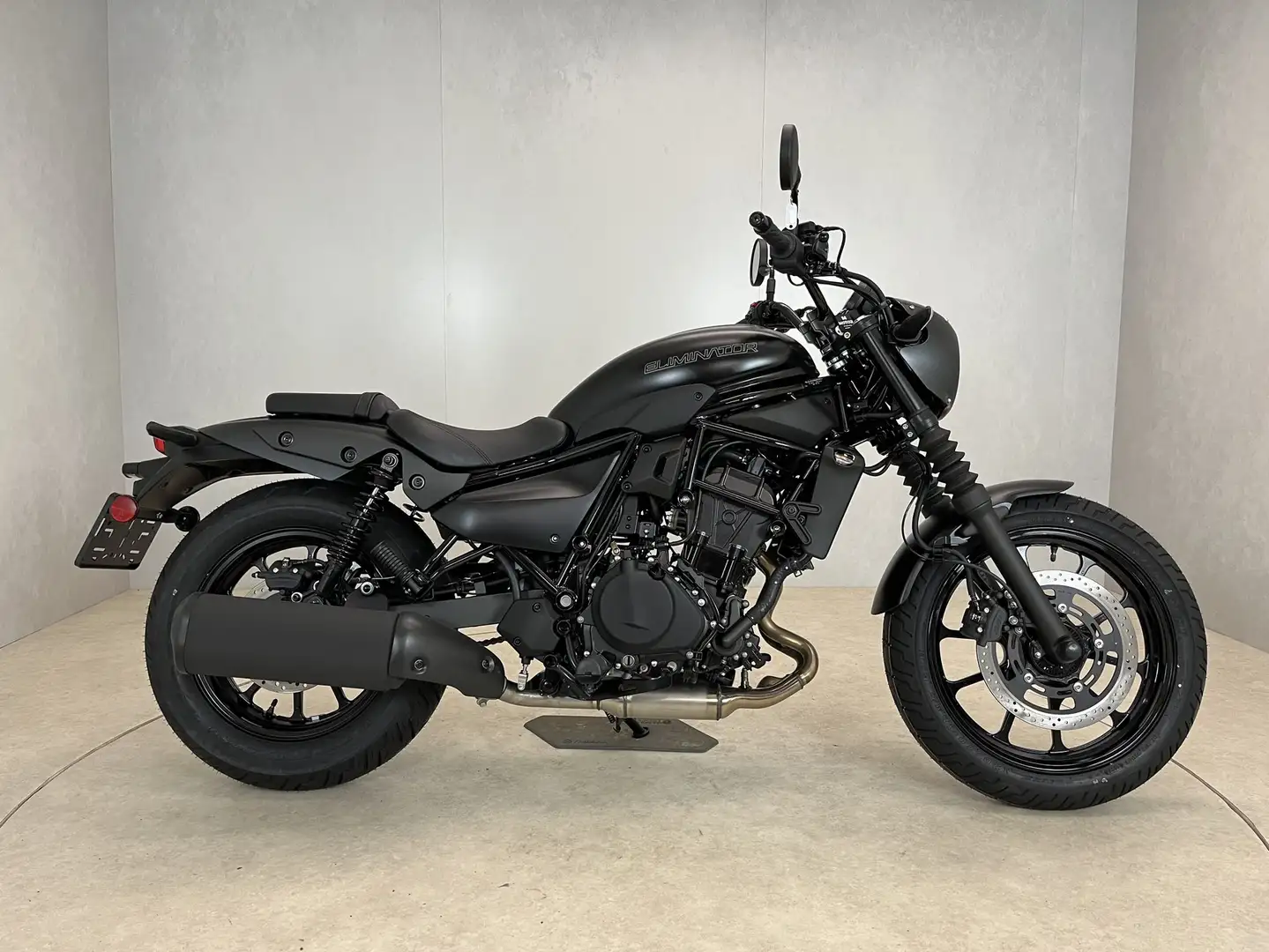 Kawasaki Eliminator 500 SE Grey - 1