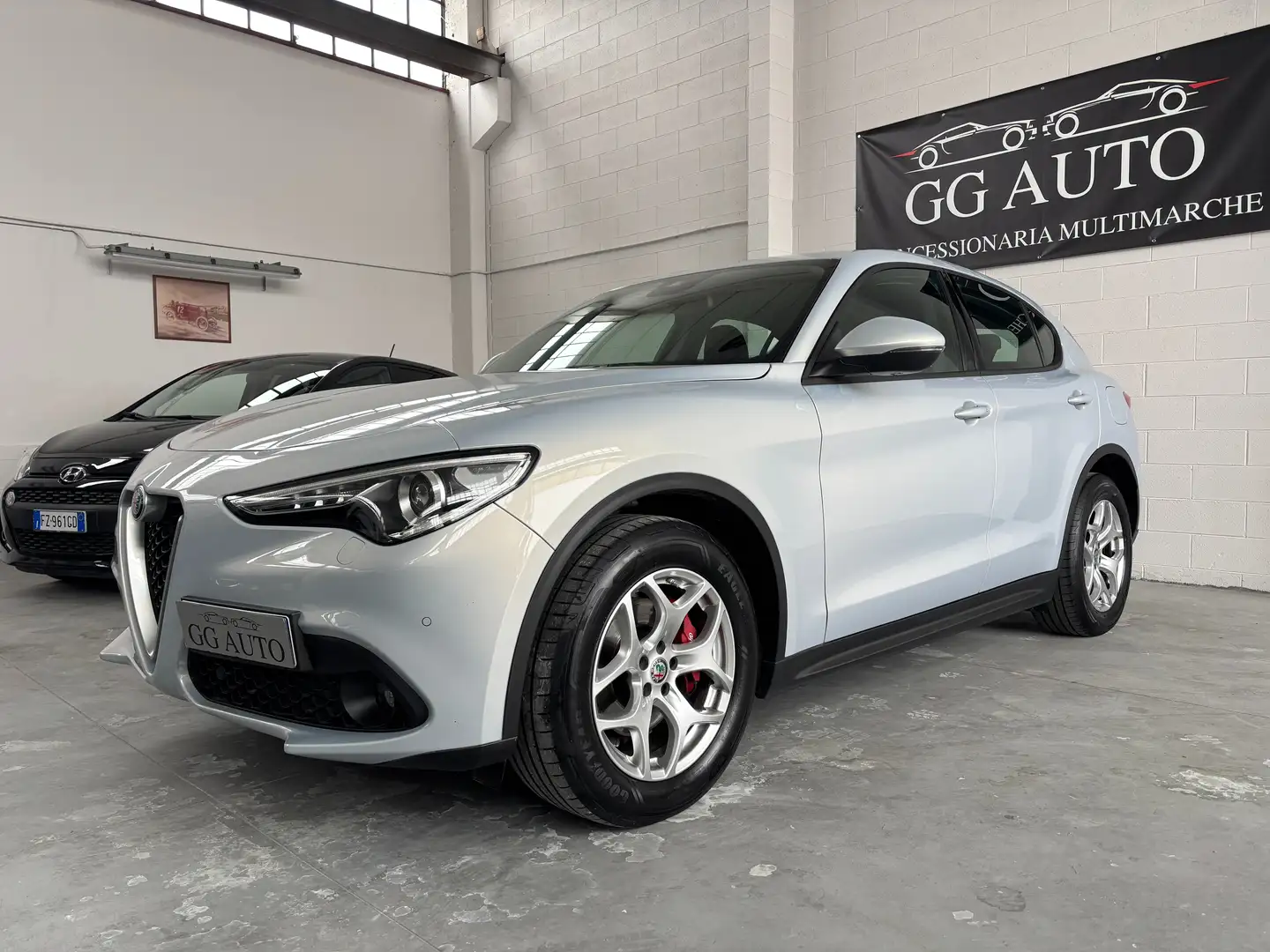 Alfa Romeo Stelvio Stelvio 2.2 t Executive Q4 190cv auto Argent - 1