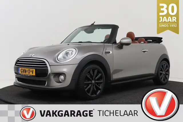 MINI Cooper Cabrio Mini 1.5 Chili Serious Business | Uniek Leer | Cli