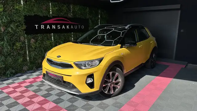 Kia Stonic DESIGN 1.0 GDi 120 cv Suivi Camera 1 re main Regulateur Limiteur CT Vierge