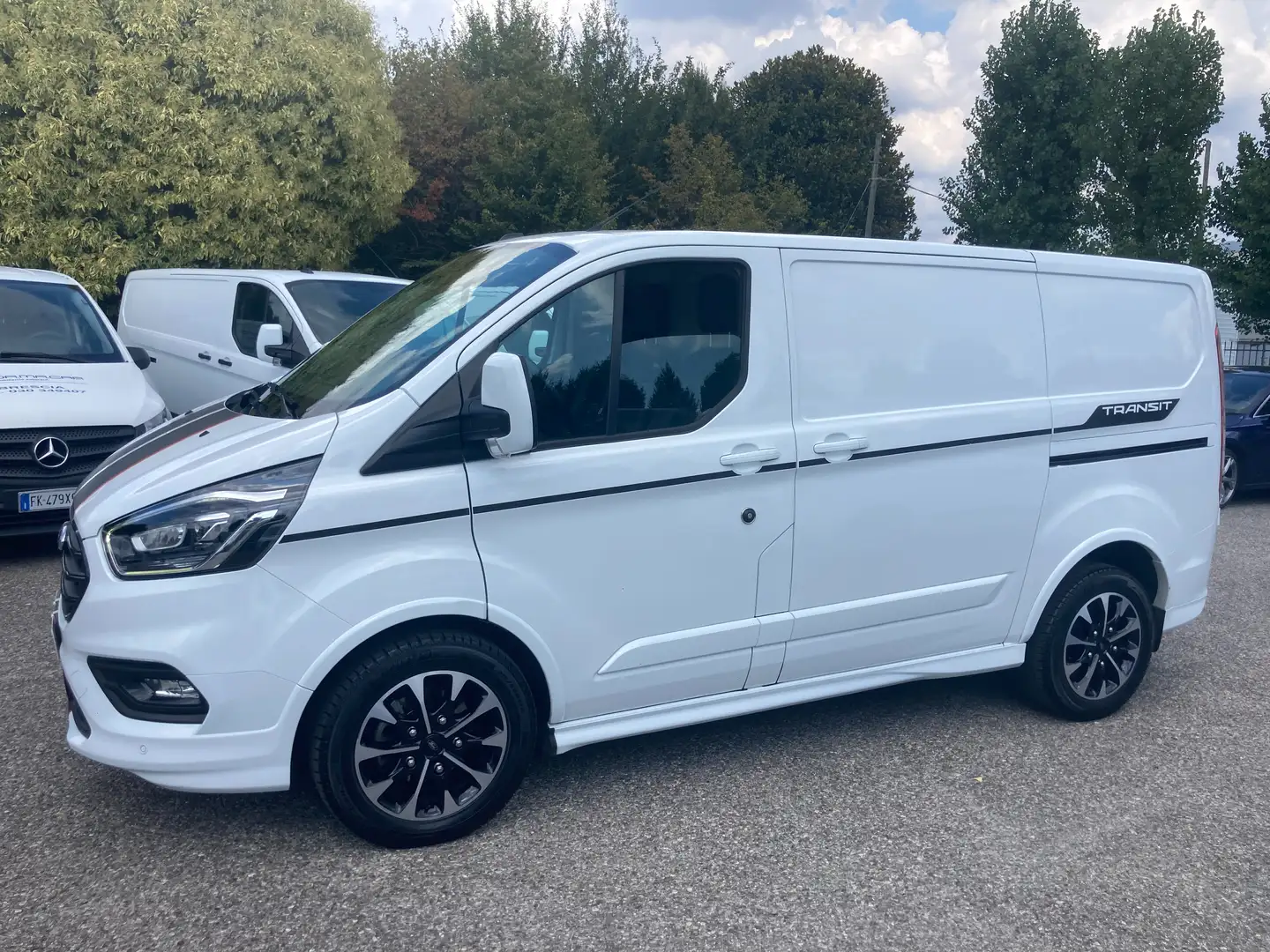 Ford Transit Custom 30T180 - SPORT - L1H1 Wit - 2