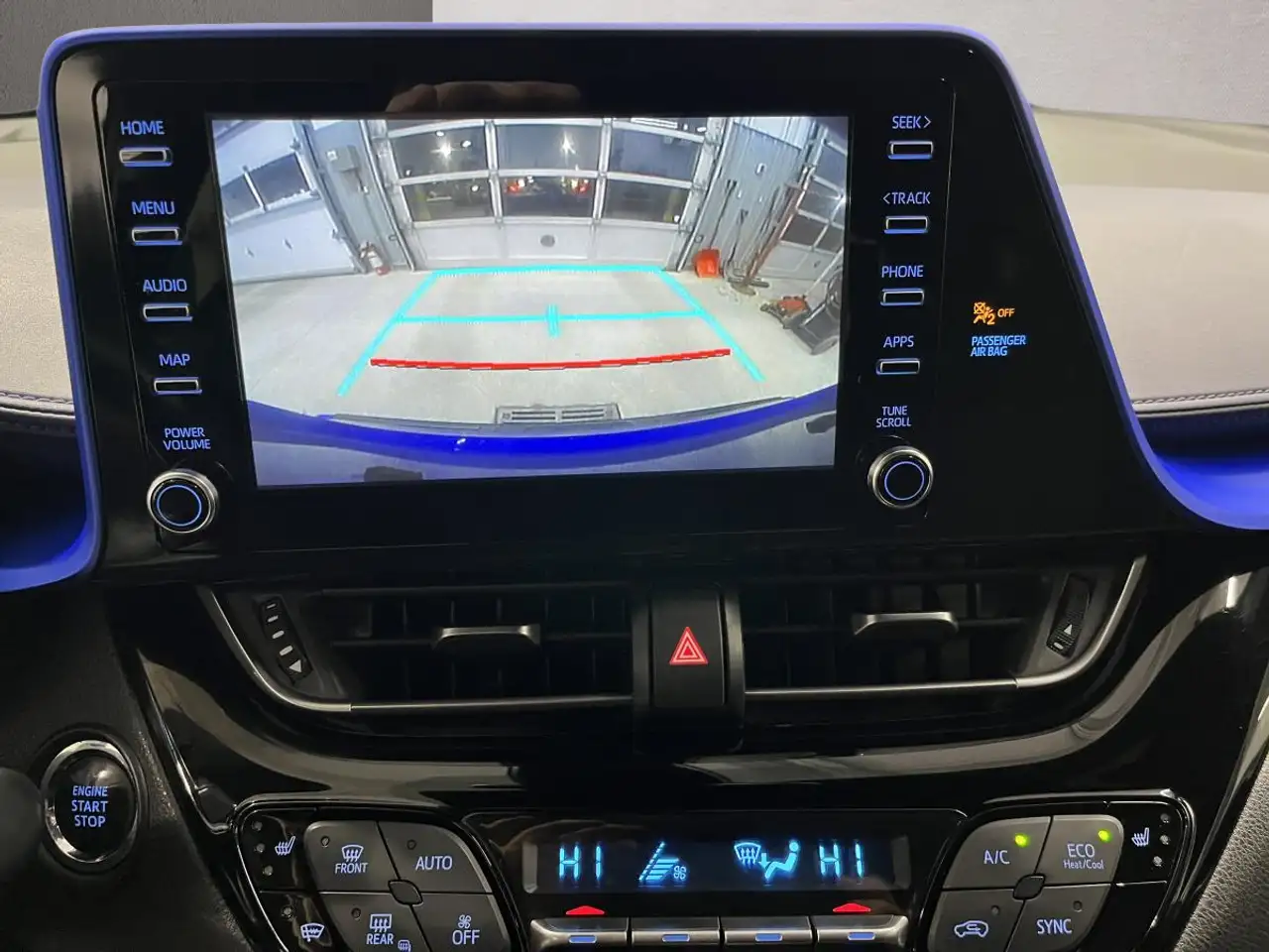 Toyota C-HR снимка Toyota C-HR