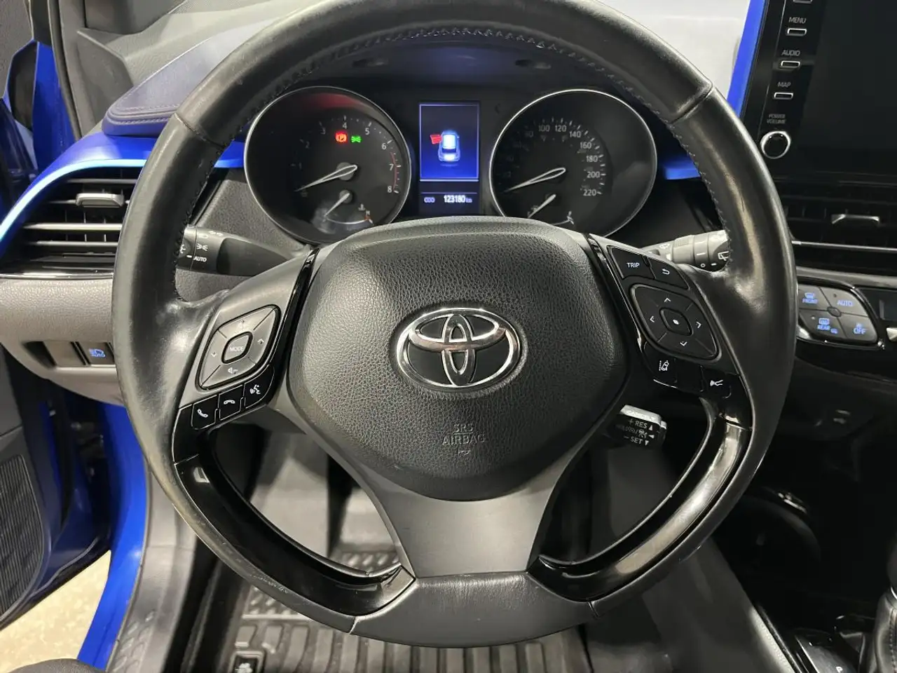 Toyota C-HR снимка Toyota C-HR