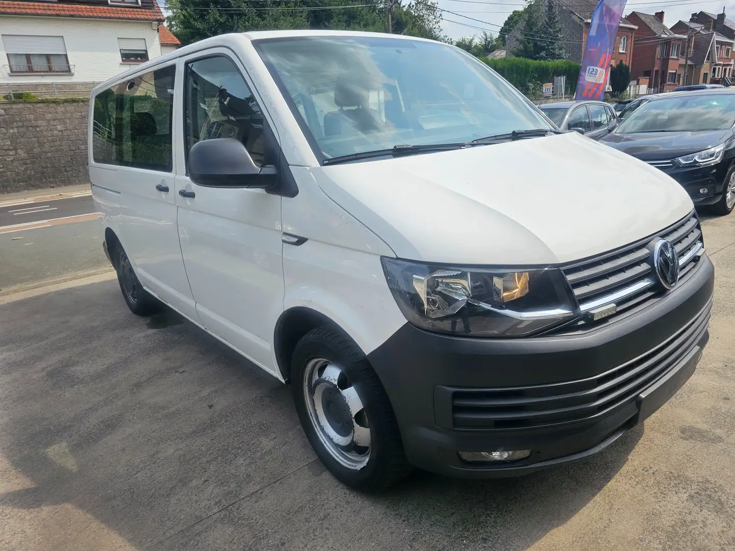 Volkswagen T6 Kombi 2.0 TDi SCR 4Motion BMT DSG Blanc - 2