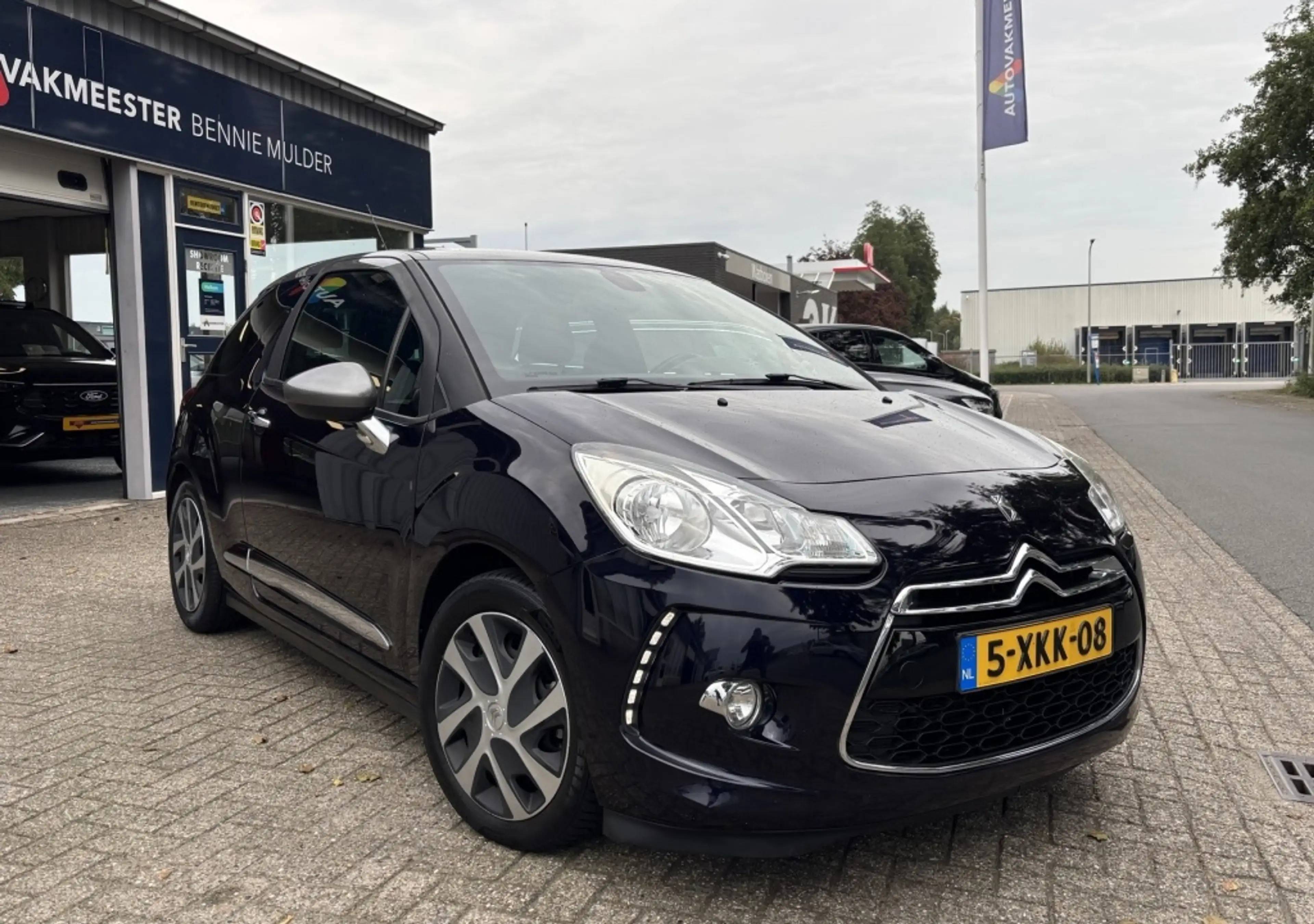 Citroen DS3 1.2 VTi So Chic AIRCO/ECC / NAVI / CRUISE CONTR. — photo 2