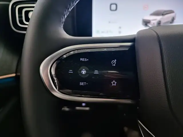 Jaecoo J8 view 11