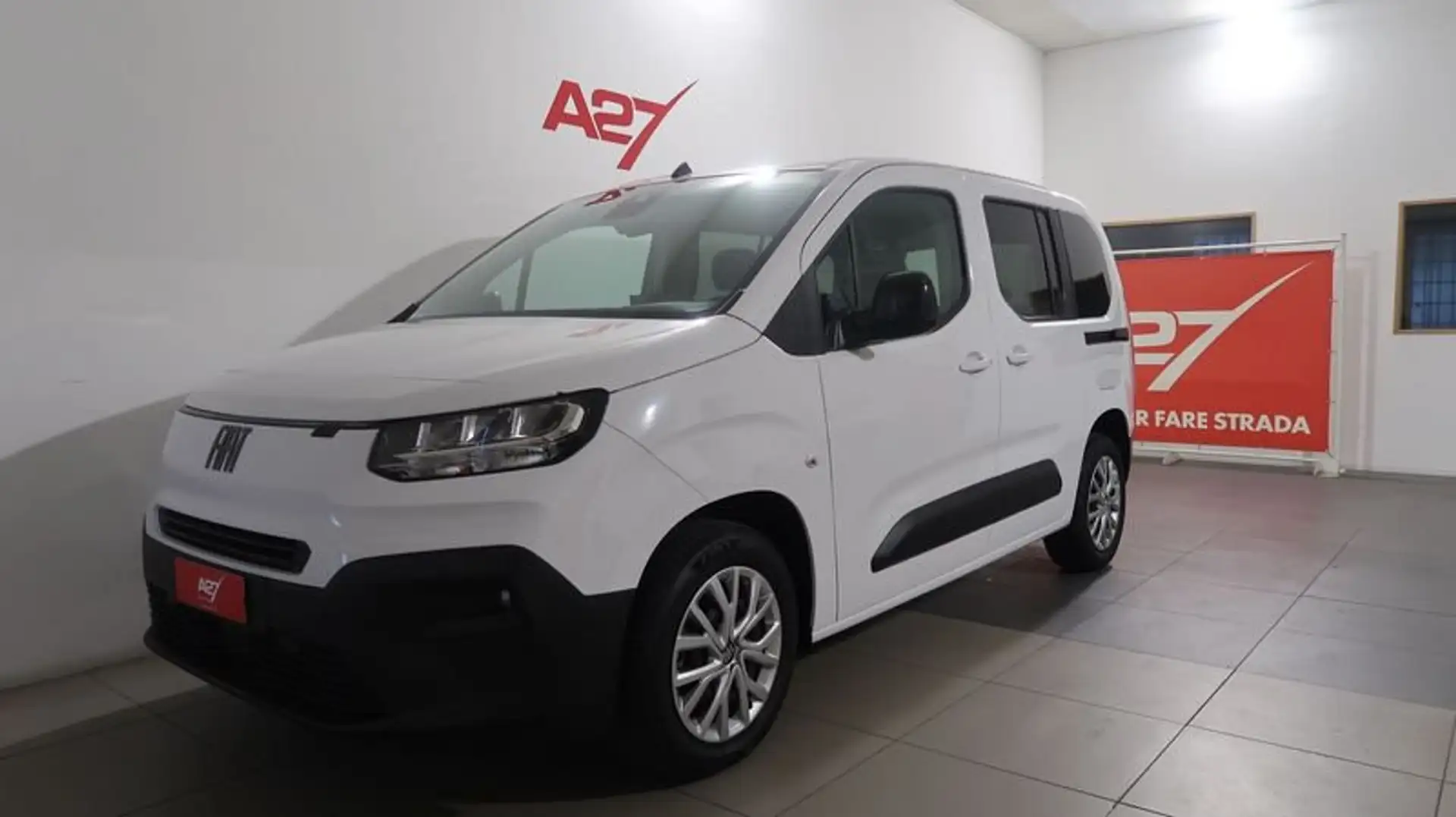 Fiat Doblo 1.5 BlueHdi 100CV Combi Bianco - 1