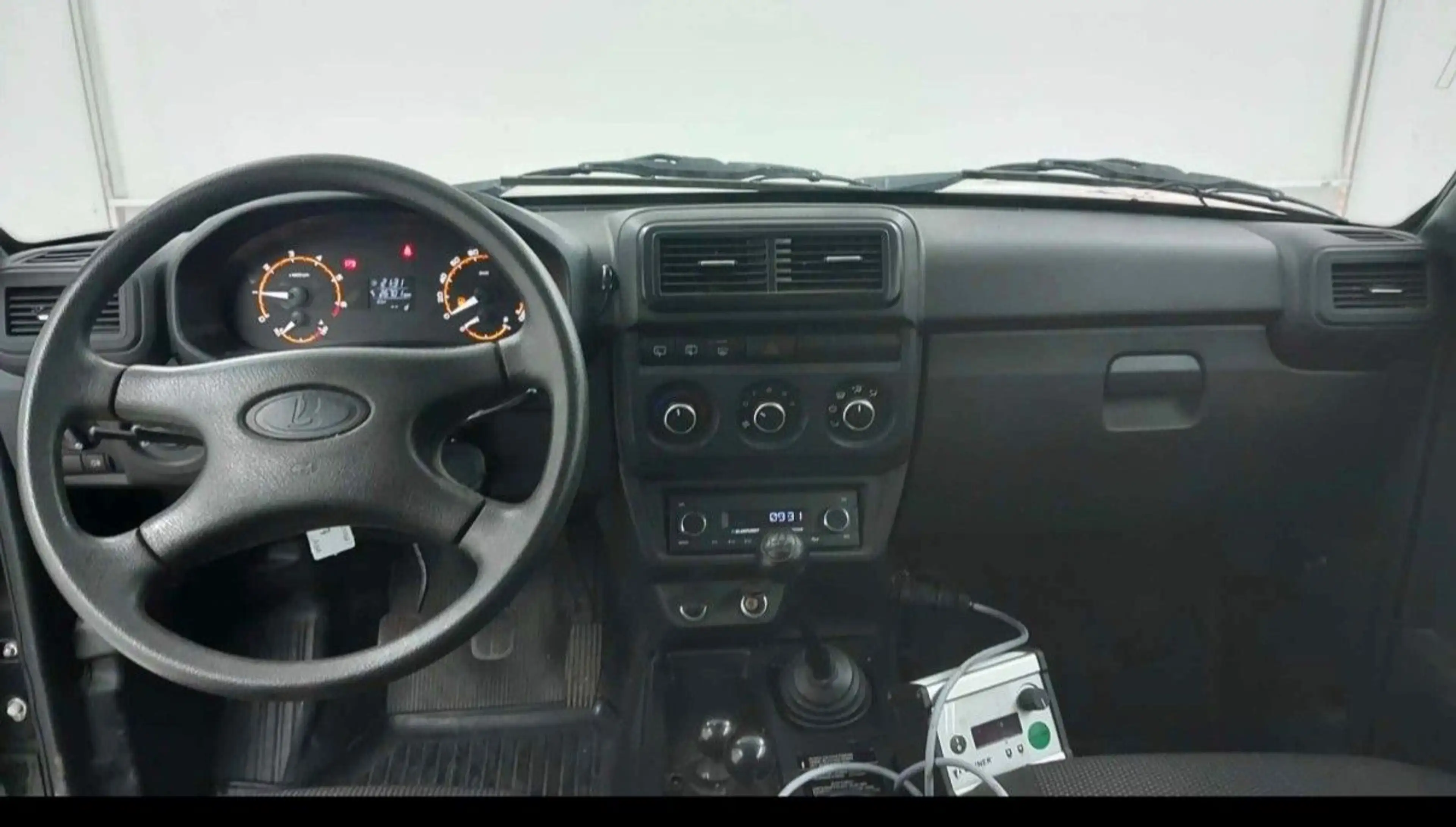 Lada Niva — photo 6