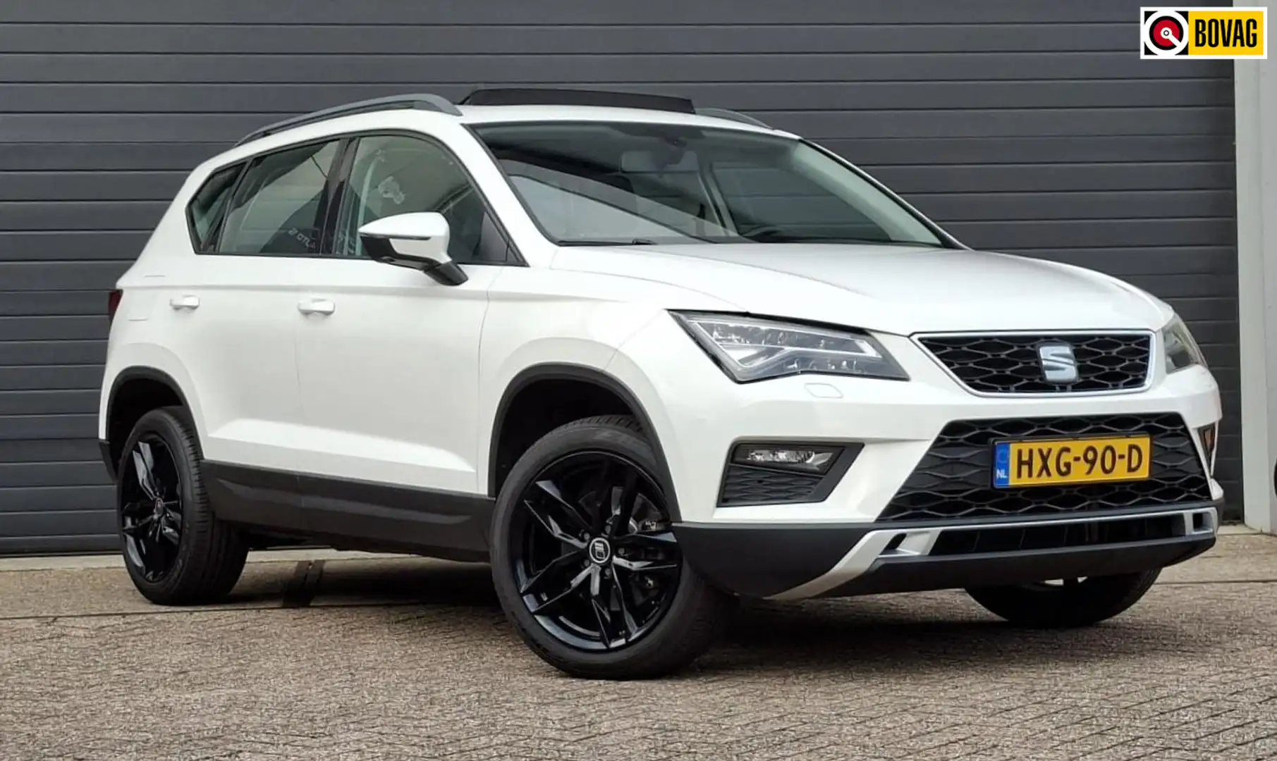 SEAT Ateca 1.4 EcoTSI Style Business Intense Pano/Led/PDC Wit - 1