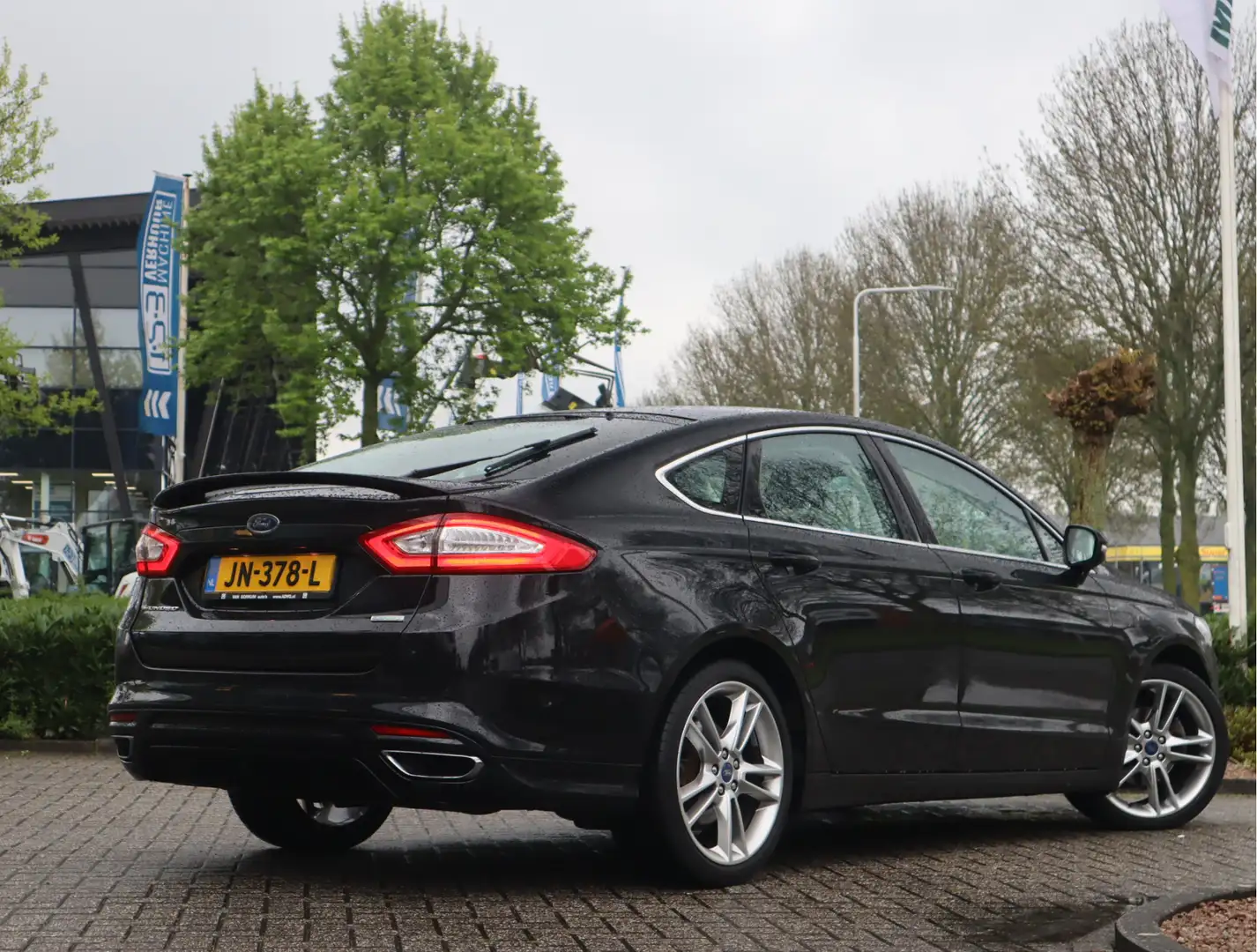 Ford Mondeo 1.5 Titanium / Panoramadak Schwarz - 2