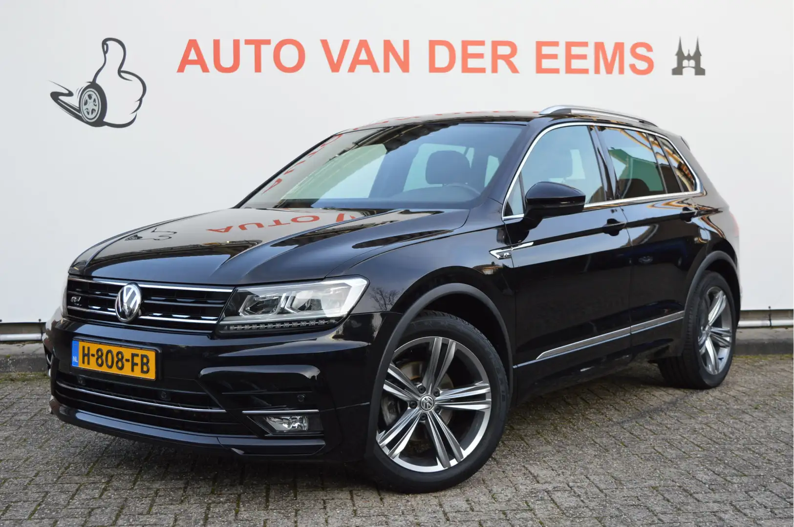 Volkswagen Tiguan 1.5 TSI R-line Comf Busn. NL-Auto / 19" / Virtual Zwart - 1