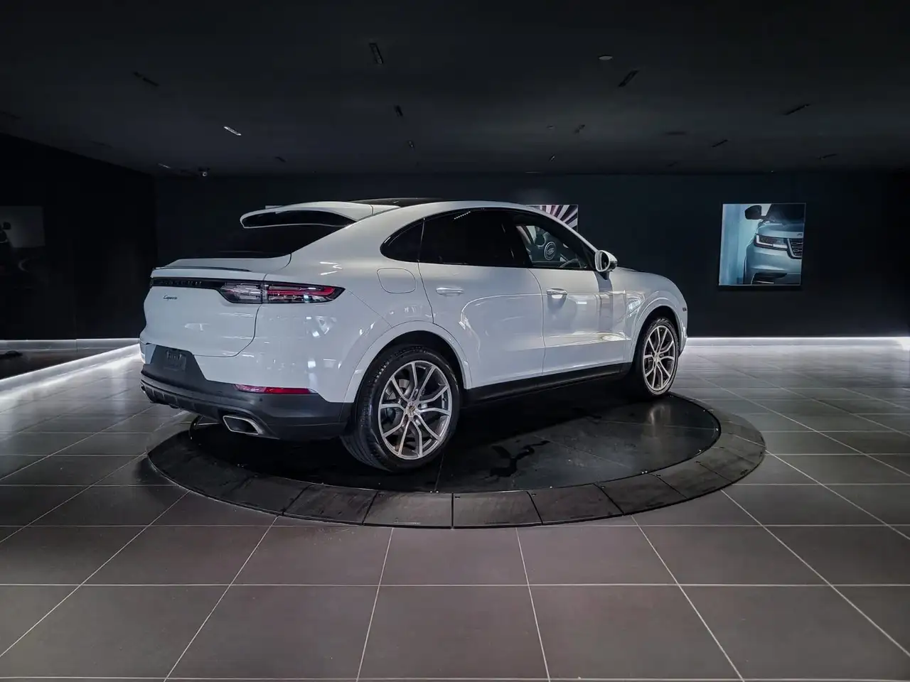 Porsche Cayenne photo Porsche Cayenne