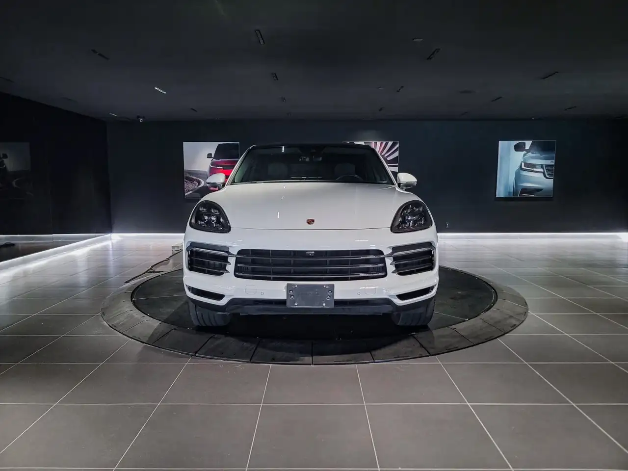 Porsche Cayenne photo Porsche Cayenne