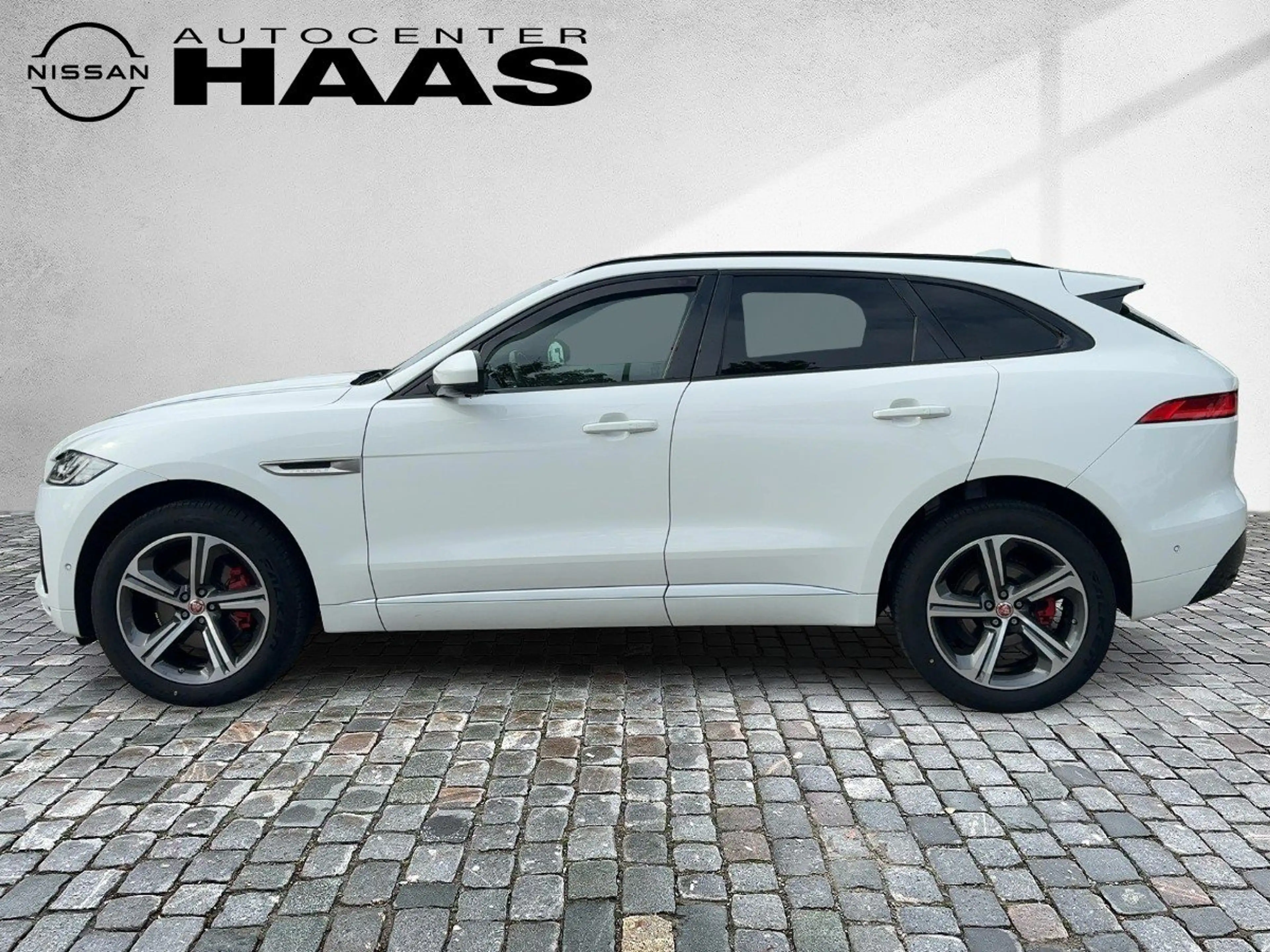 Jaguar F-Pace 30d S Schwenkbare AHK*SONDERAUSSTATTUNG — photo 3