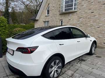Model Y 56 kWh Standard Range