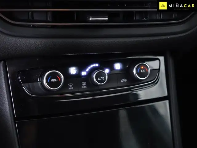 Opel Grandland view 16