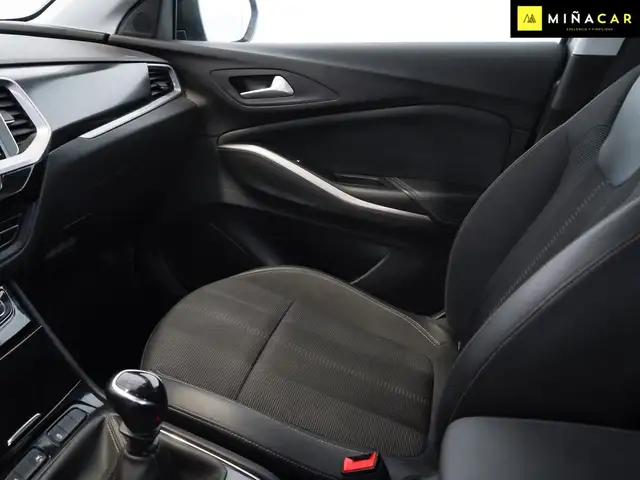 Opel Grandland view 21