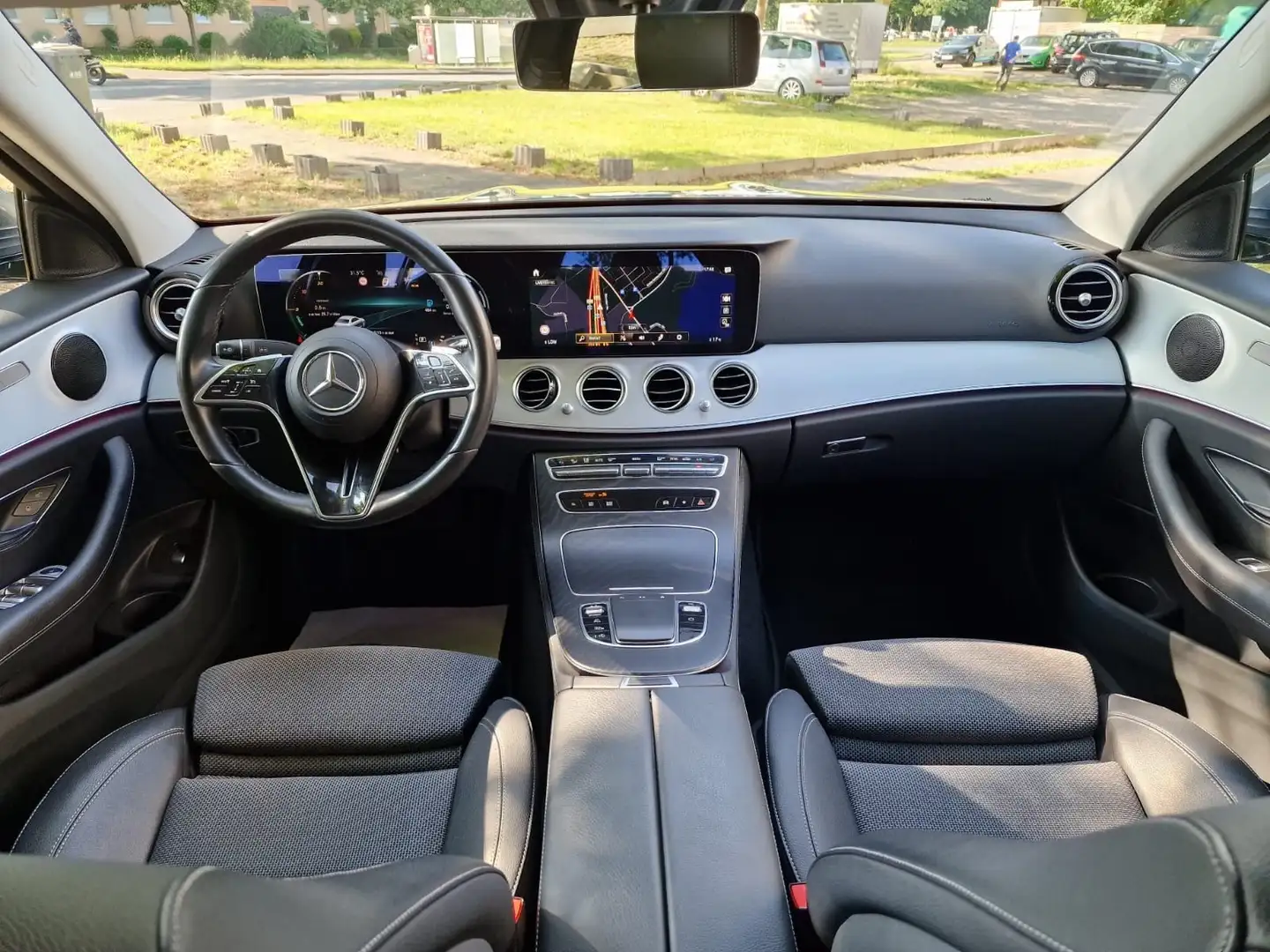 Mercedes-Benz E 200 d limo. /Automatik / Navi /Eu6/60.000km Gris - 2