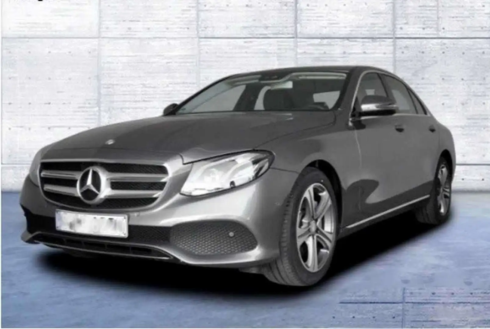 Mercedes-Benz E 220 CDI AVANTGARDE Gris - 1