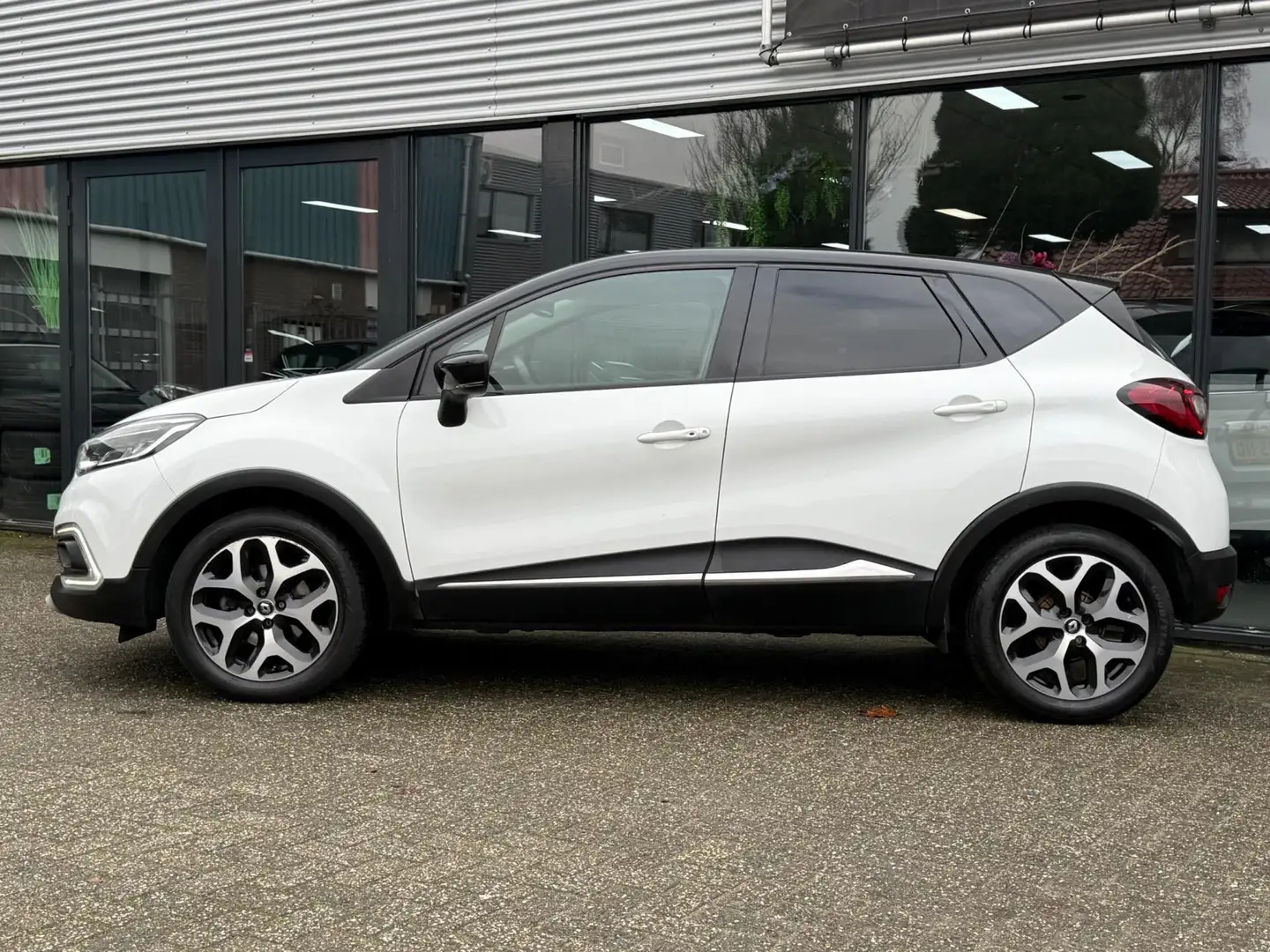 Renault Captur 1.2 TCe Intens Bose NAVI/CLIMA/KEYLESS/CRUISE Weiß - 2