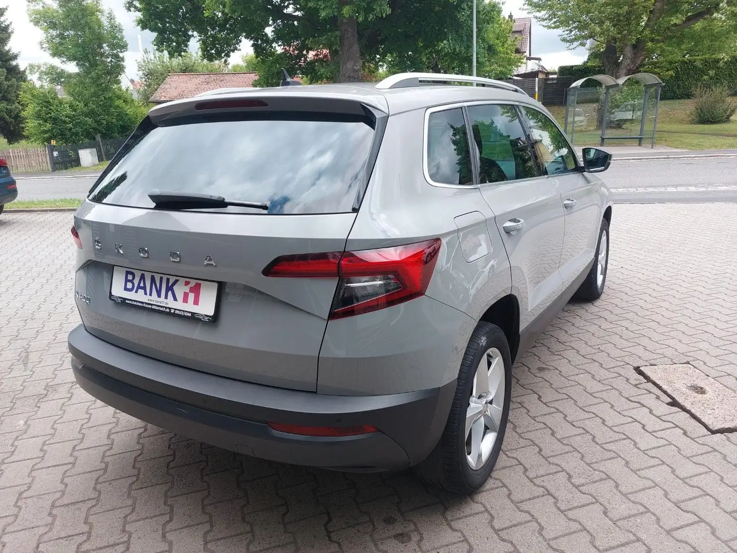 Skoda Karoq Soleil Grau - 2