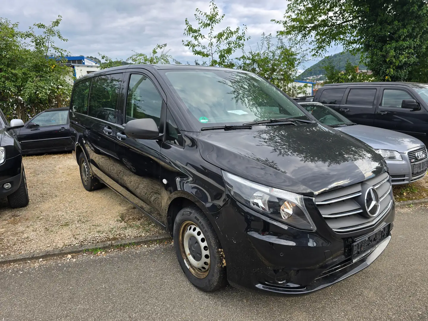 Mercedes-Benz Vito 114/116/119/124 CDI Pro lang (447.703) Schwarz - 2