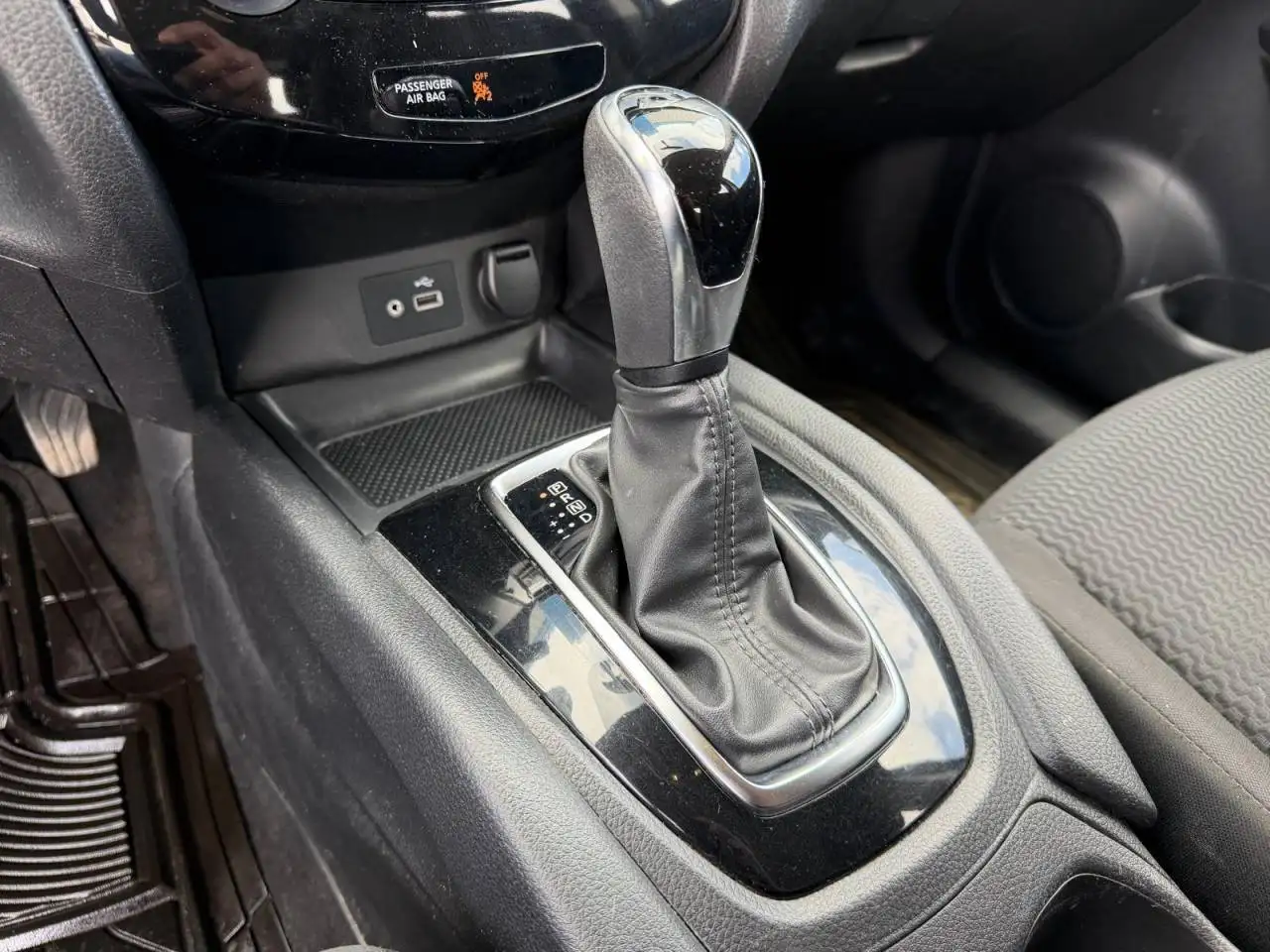 Nissan Qashqai снимка Nissan Qashqai