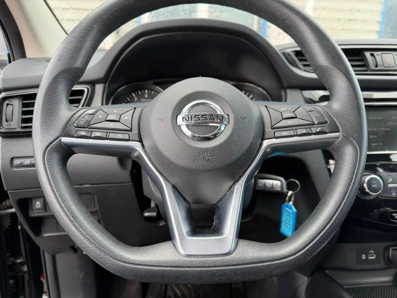 Nissan Qashqai снимка Nissan Qashqai