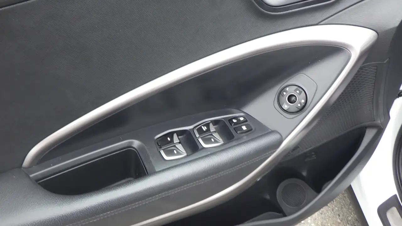 Hyundai SANTA FE снимка Hyundai SANTA FE