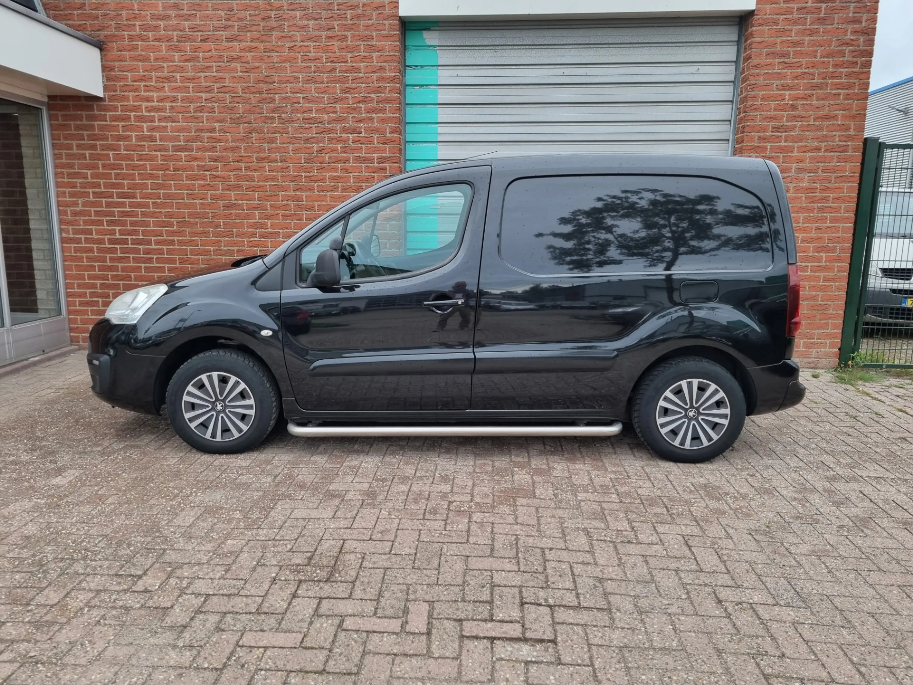 Peugeot Partner 120 1.6 HDi 90 L1 Première Airco! Bj:2016 NAP! — photo 9