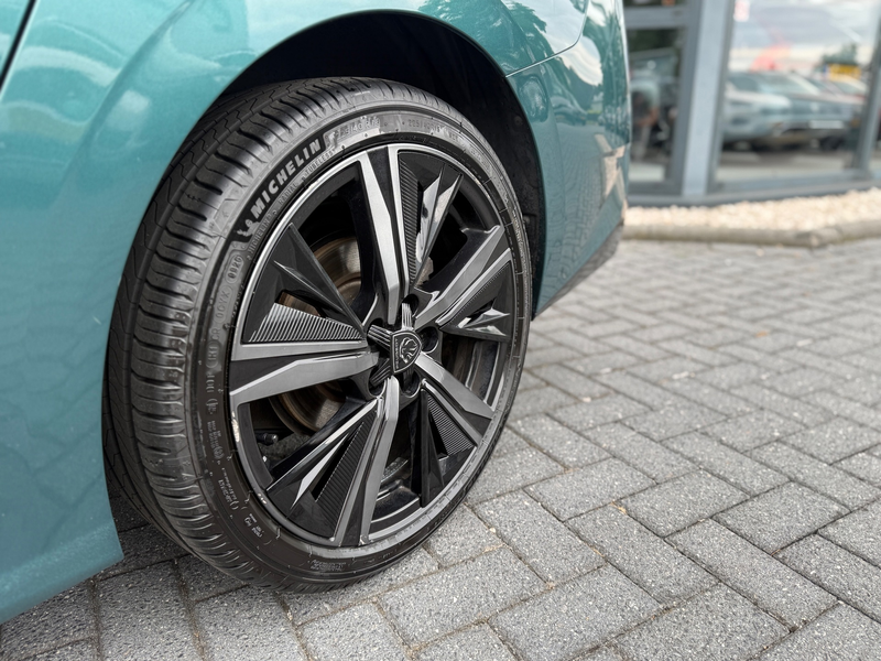 Peugeot 308 SW 1.5 BlueHDi GT Line | Matrix Led | 360 Camera | — photo 12