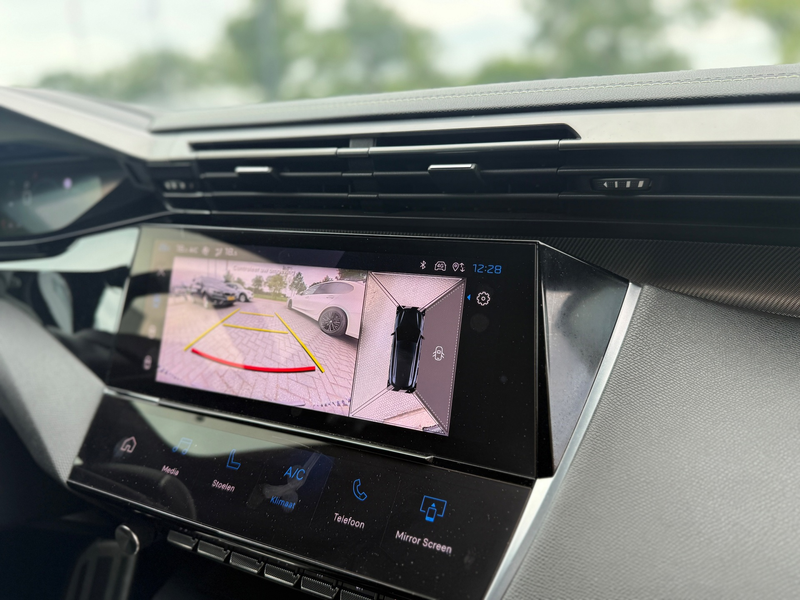Peugeot 308 SW 1.5 BlueHDi GT Line | Matrix Led | 360 Camera | — photo 36