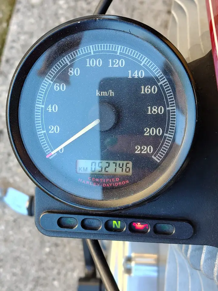 Harley-Davidson Sportster 883