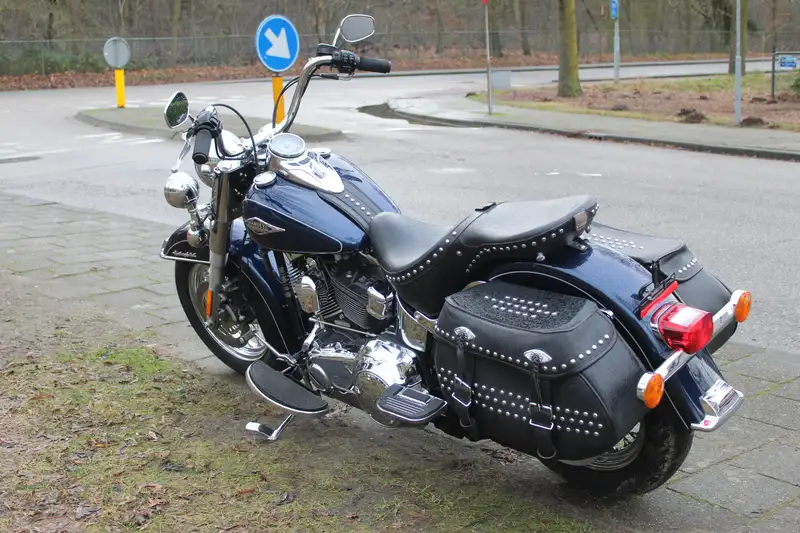 Harley-Davidson Heritage Softail - foto 6