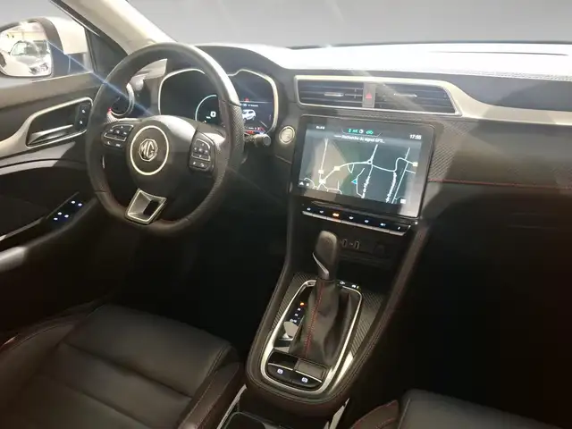 MG ZS view 7