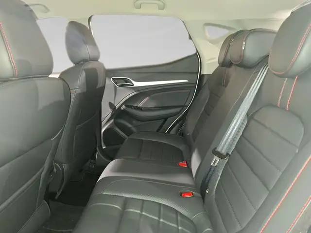MG ZS view 11