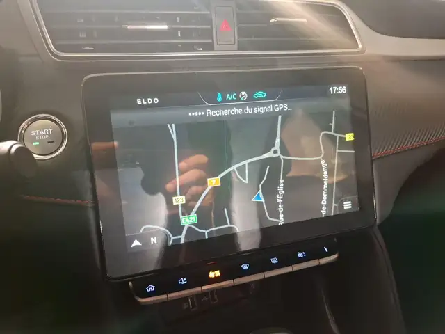 MG ZS view 4