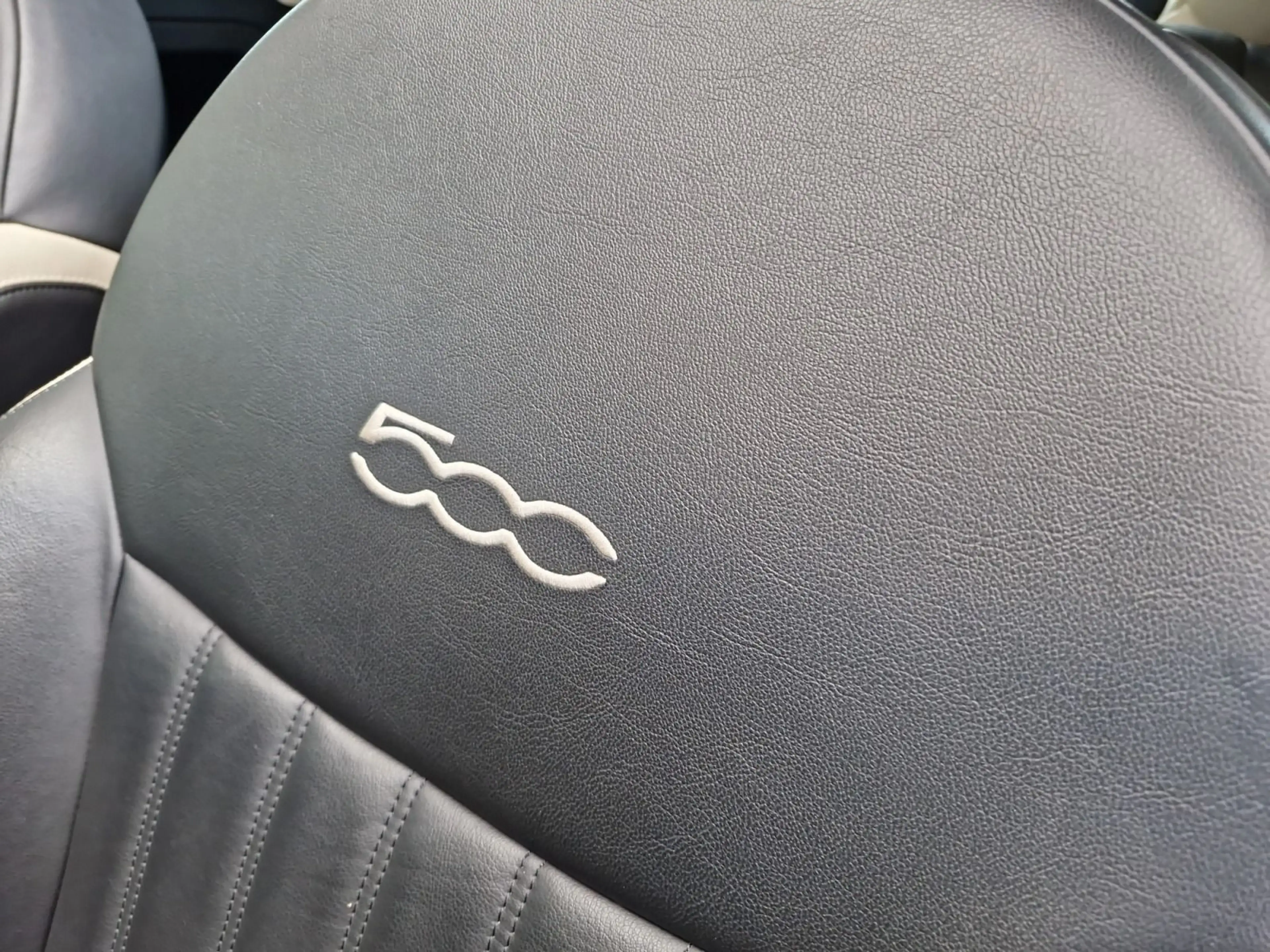 Fiat 500C 1.2 8V Lounge Start&Stop — photo 24