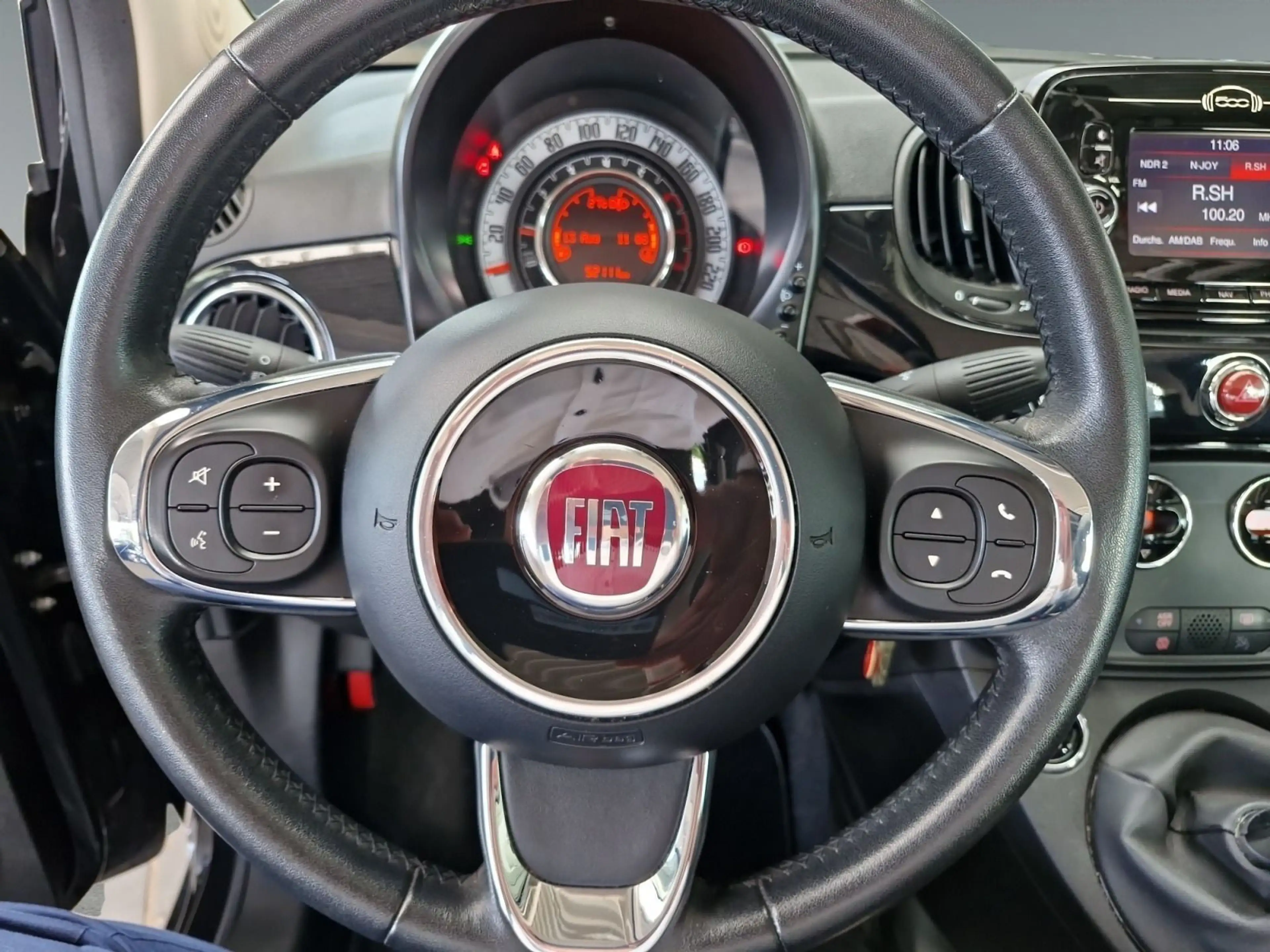 Fiat 500C 1.2 8V Lounge Start&Stop — photo 12